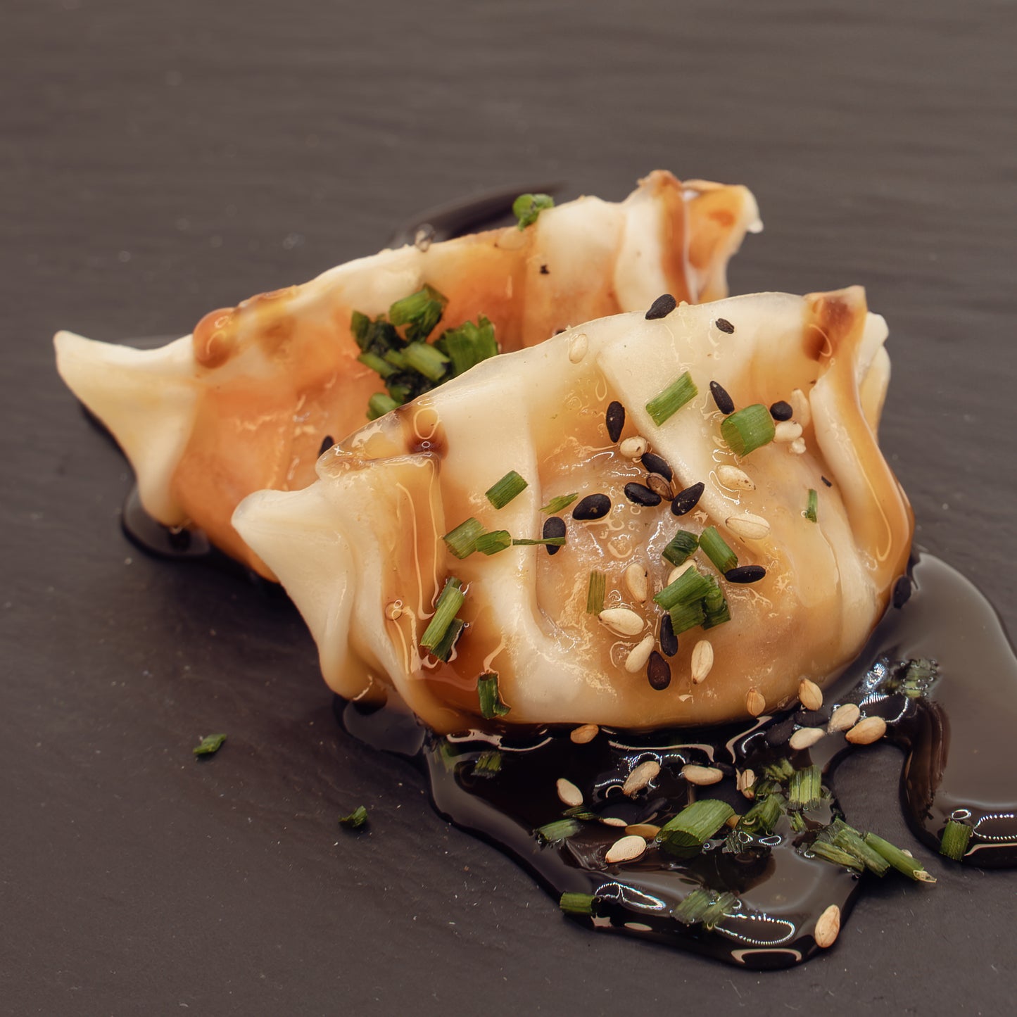 Gyoza de Sobrasada con queso de cabra y miel